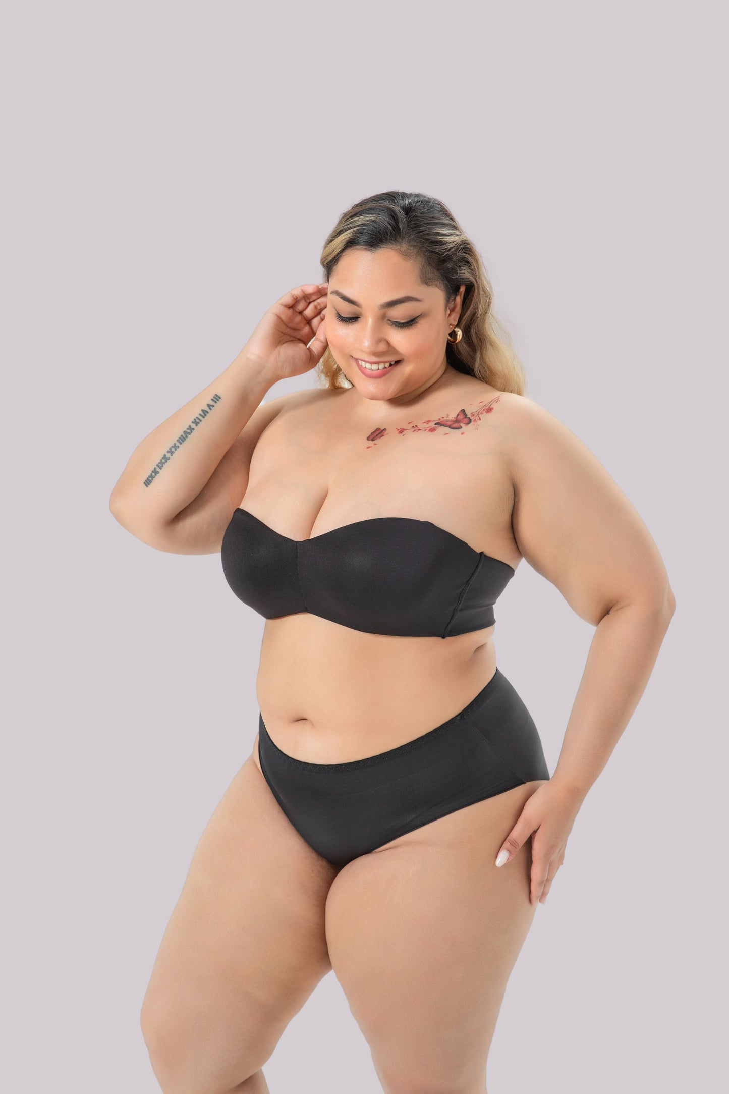 Strapless bandeau bra
